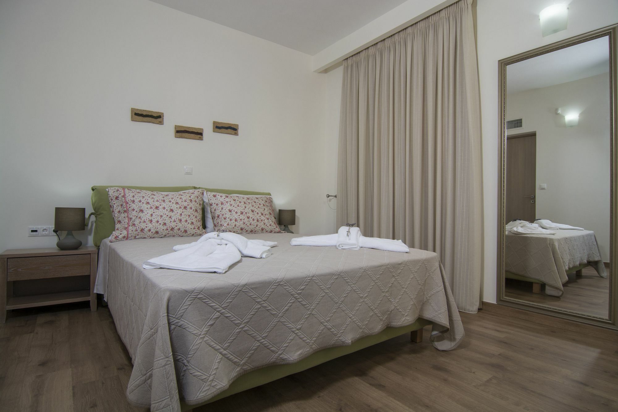 Sunlight Breeze Villa Chrissi Akti Chania Exterior foto